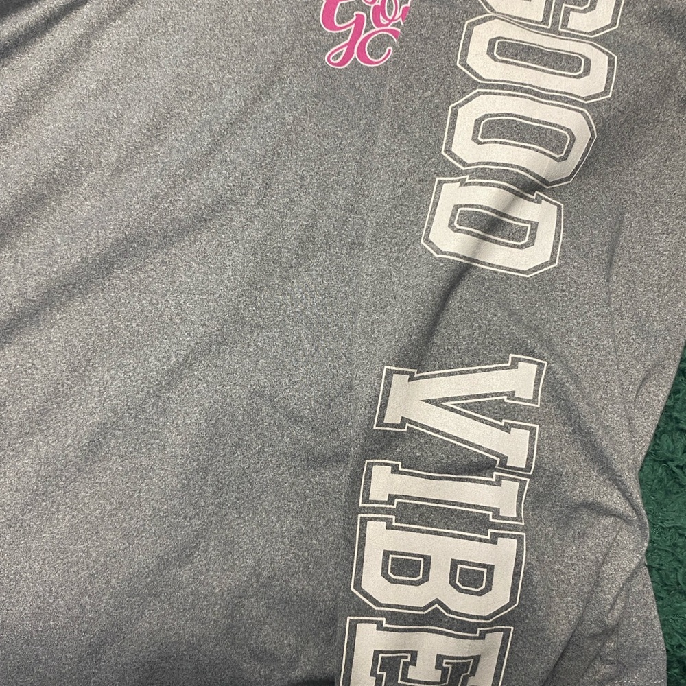 Gray 'Good Vibes' Graphic Tee
